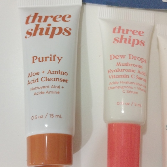 Three Ships Skincare Set - Picture 4 of 5